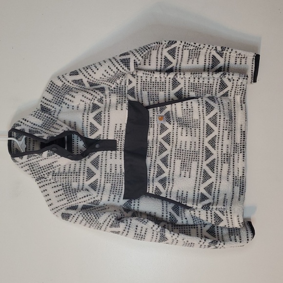 Carhartt Womens Malt Geo Aztec Fleece Pullover Size Small White Grey Cozy Warm - Picture 3 of 16